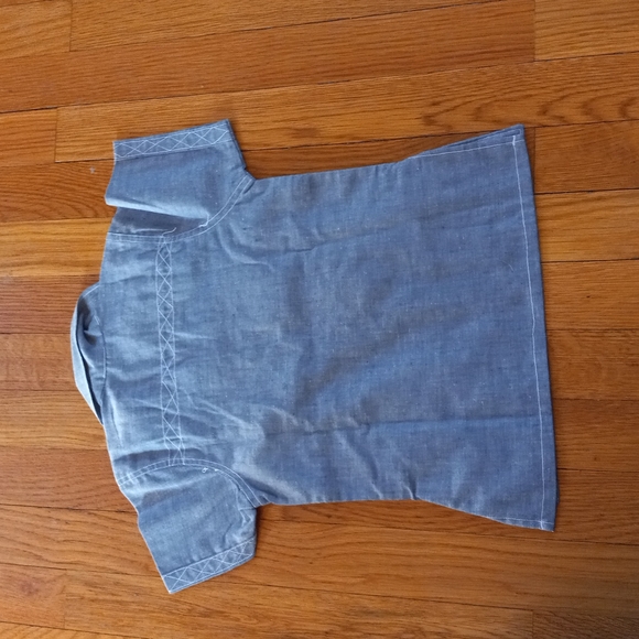 Haitian Embroidered Children's lightweight shirt - Picture 7 of 10